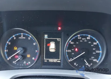 2017 Toyota Rav4 Le z USA, uszkodzony, nr VIN 2T3BFREV6HW638163